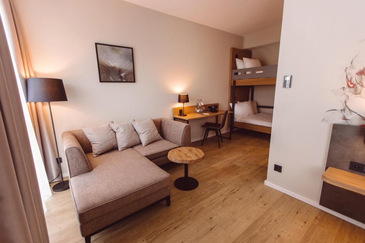 Hotel Libertas Elements Pure Merzhausen Eksteriør billede